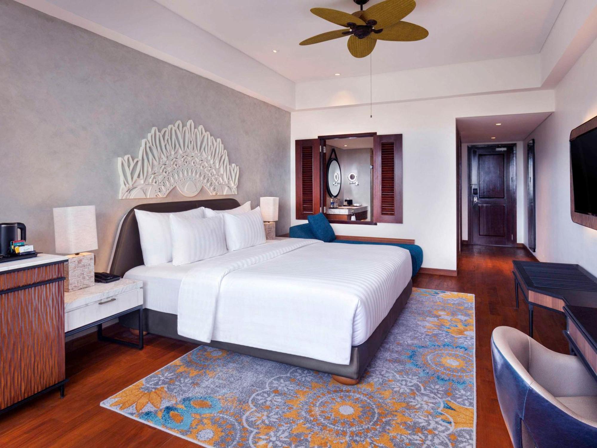 Grand Mercure Bali Seminyak Exterior photo